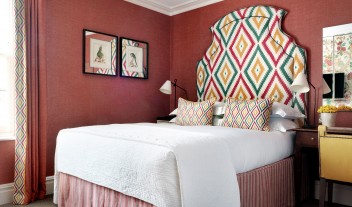 Knightsbridge Hotel Art in London