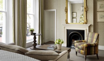 Knightsbridge Hotel Living Room in London