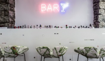 Mykonos Theoxenia Bar in Mykonos