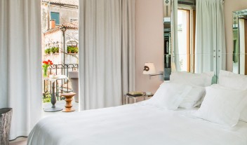 Palazzina Balcony View in Venice