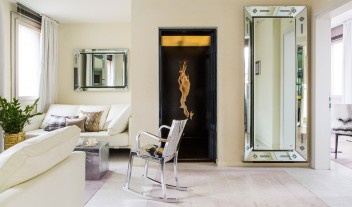 Palazzina Sofa in Venice