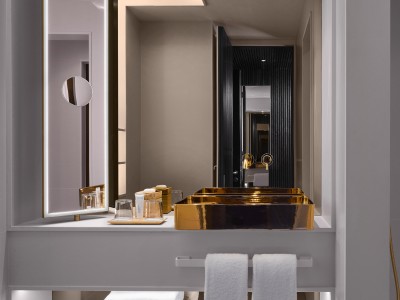 Rooms Suites At Nobu Hotel Shoreditch Design Hotels