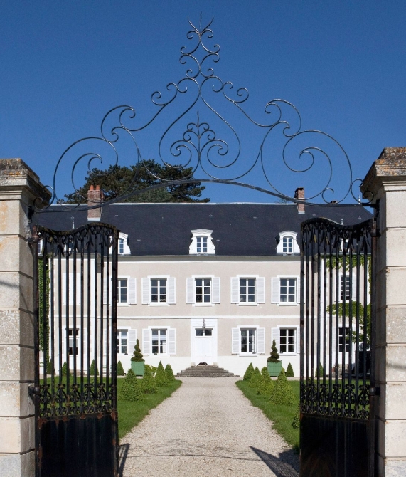 Architecture & Design at Chateau de la Resle - Design Hotels™