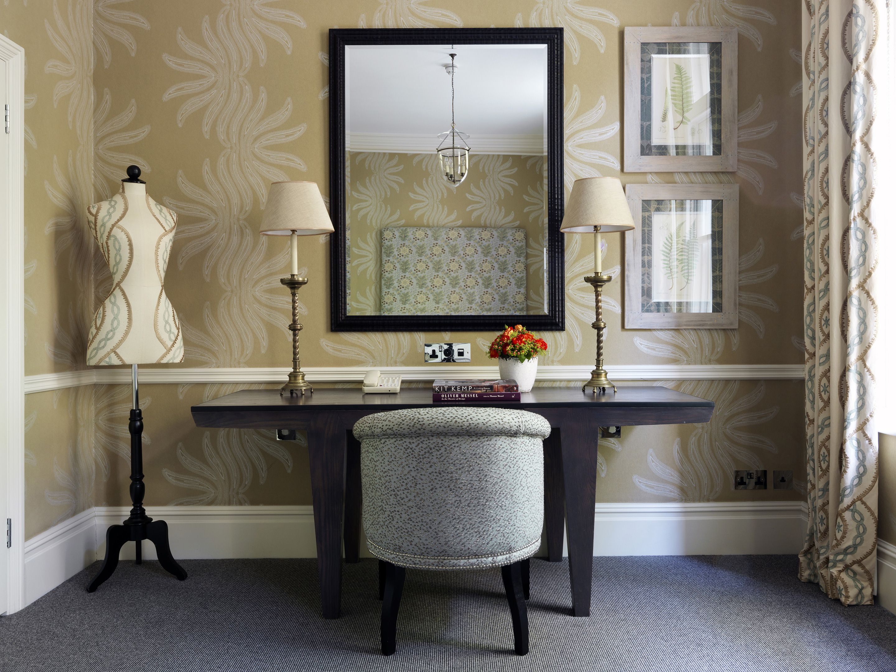 Embassy suites savannah image