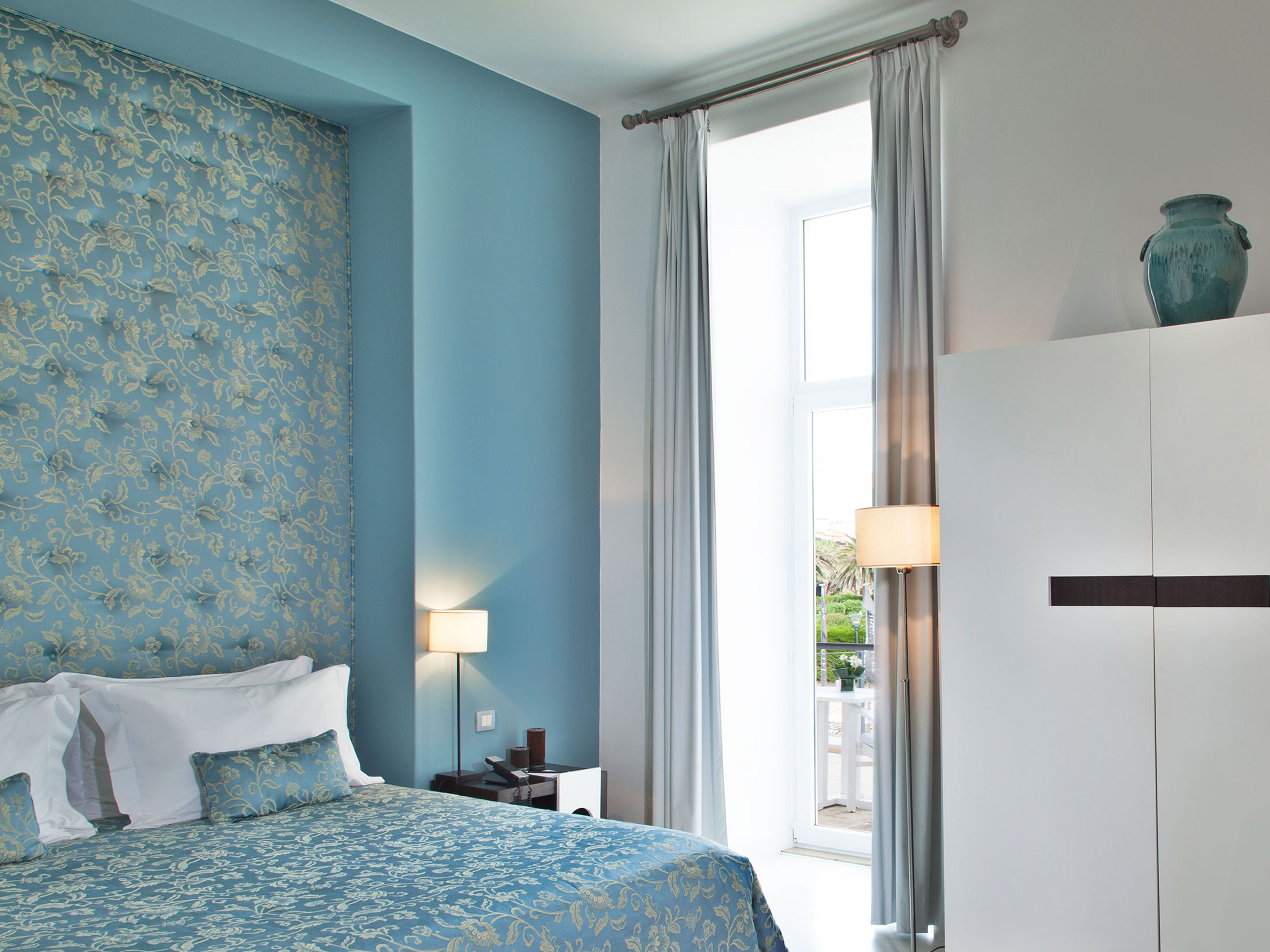 rooms & suites at farol in cascais, portugal - design hotels™ rooms & suites at farol in cascais, portugal - design hotels™