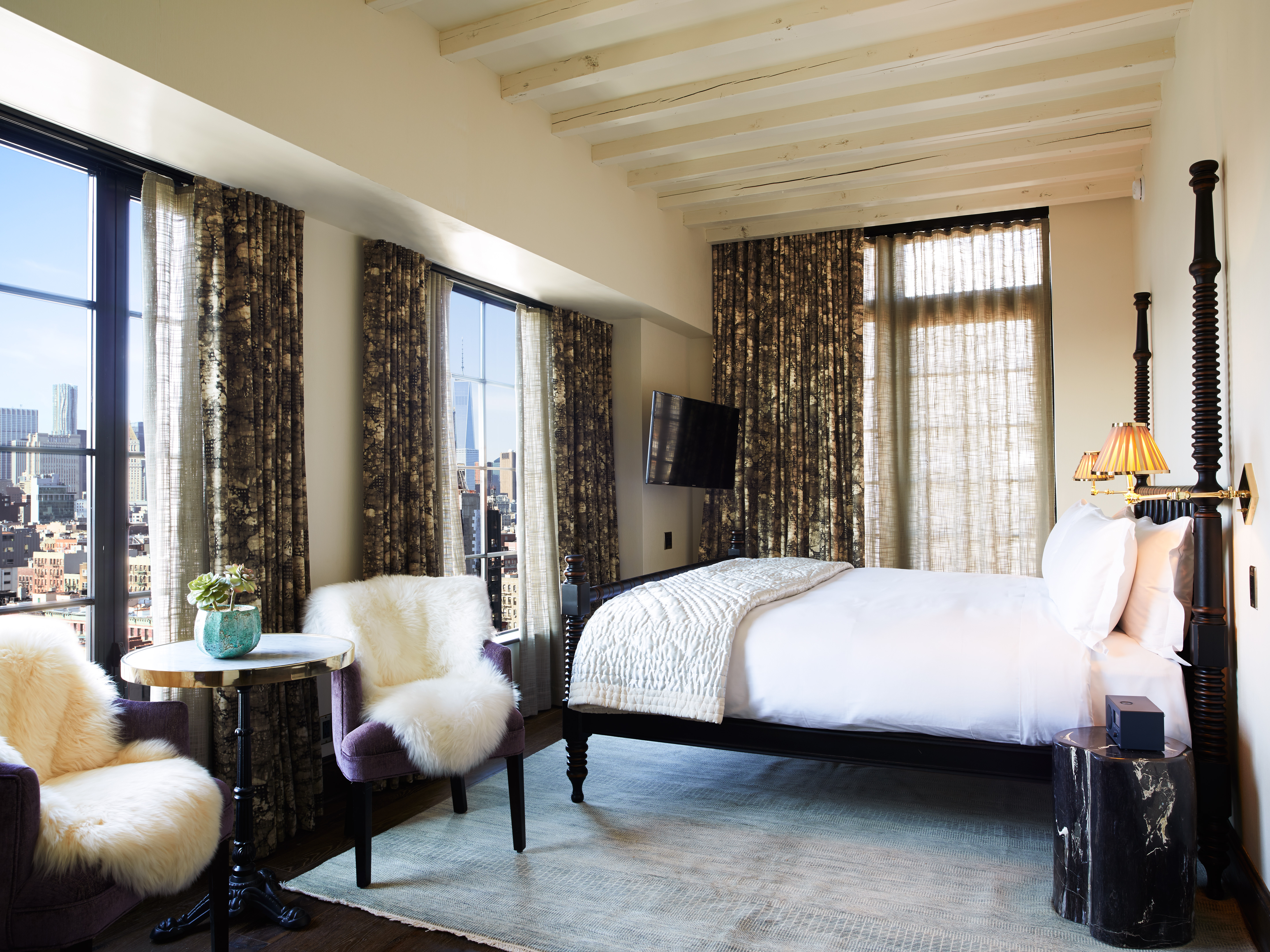 Rooms & suites at the ludlow hotel in new york, usa design hotelsâ¢
